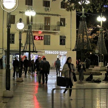 Odeon Apartment And Rooms Rijeka Luaran gambar
