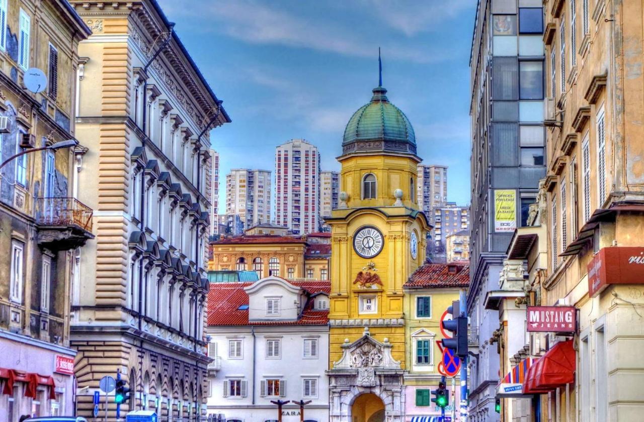 Odeon Apartment And Rooms Rijeka Luaran gambar