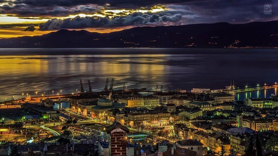 Odeon Apartment And Rooms Rijeka Luaran gambar