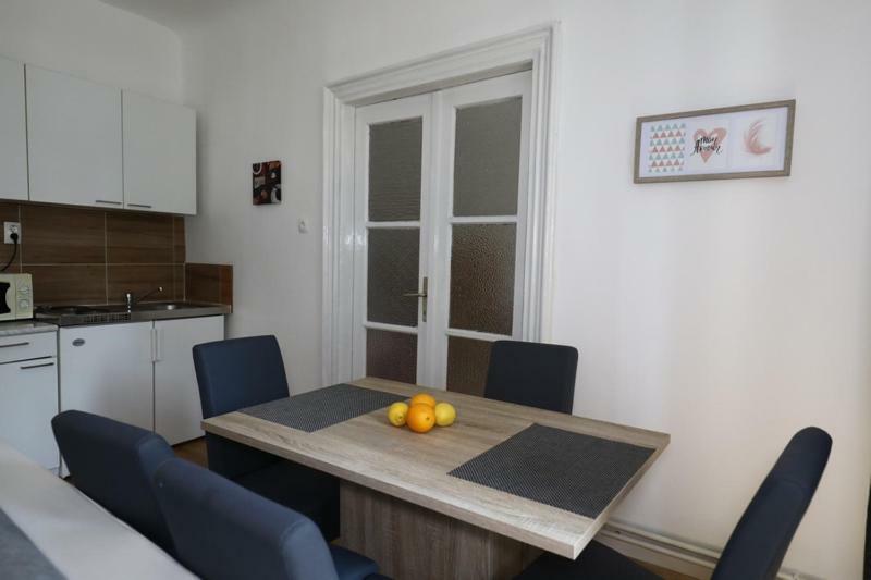 Odeon Apartment And Rooms Rijeka Luaran gambar