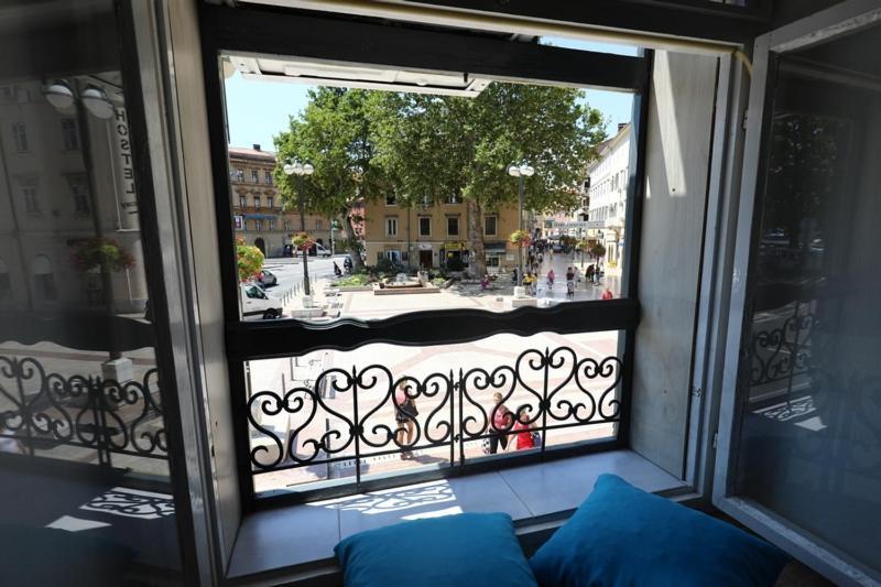 Odeon Apartment And Rooms Rijeka Luaran gambar